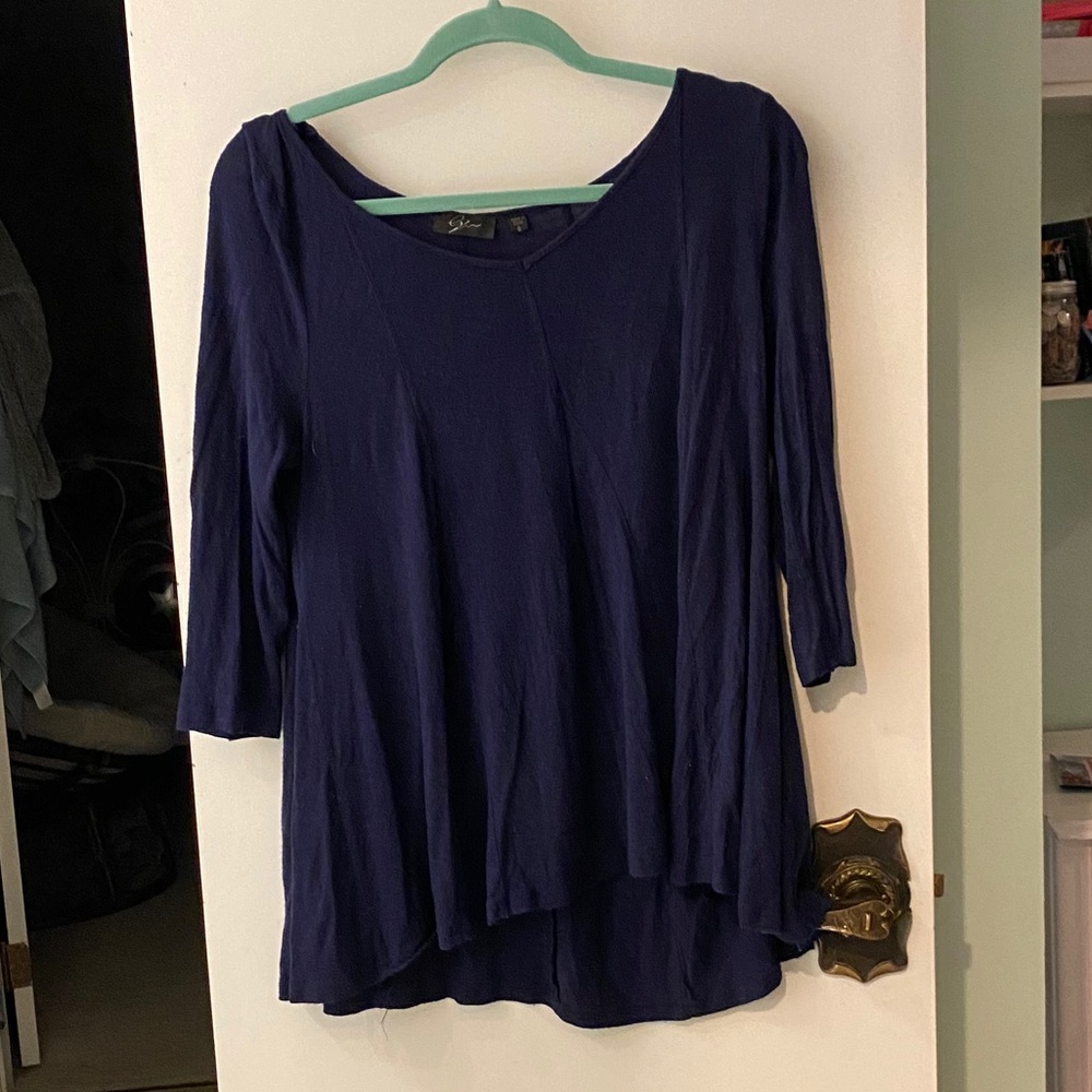 Navy top